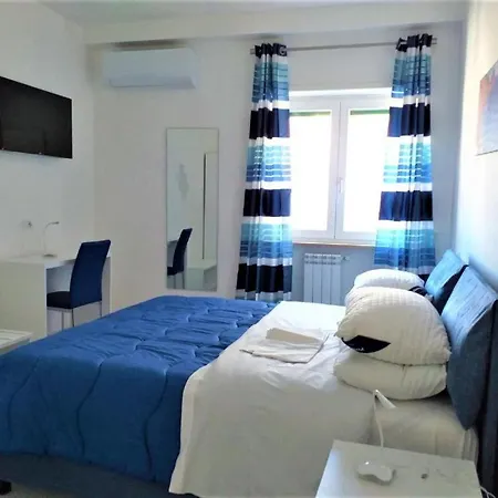 Апартаменти Maison House Сорренто